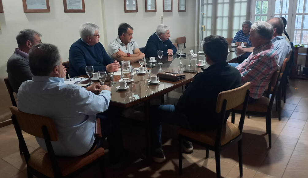 Foto para: Visita del Presidente del INV